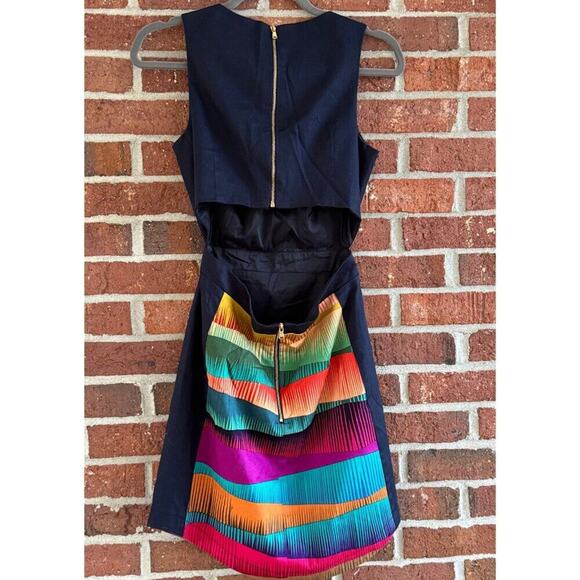 Trina Turk Colorful Abstract Stripe Sheath Dress Size 0 - Picture 2 of 6